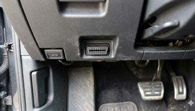 Co je OBD? Vše o diagnostické zásuvce ve vašem autě