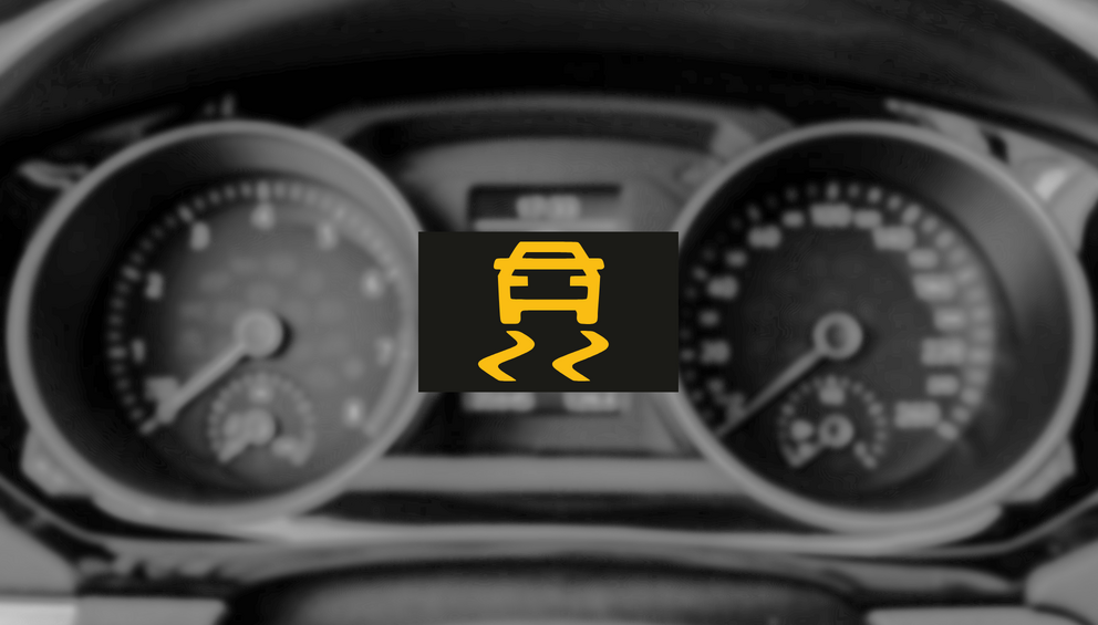 Kontrolka ESP: Kdy jde o smyk a kdy o závadu?