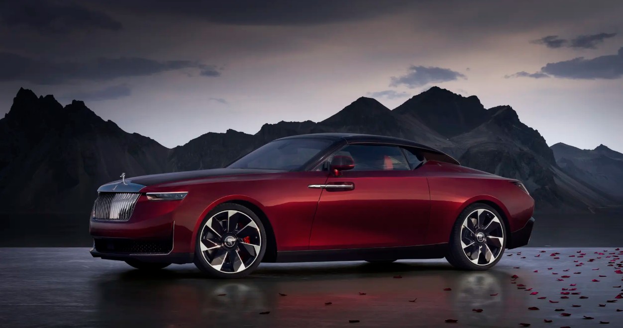 Rolls-Royce La Rose Noire Droptail Cebia