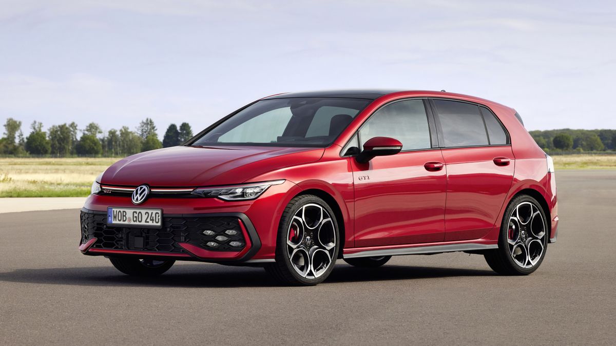 Volkswagen_Golf_Cebia
