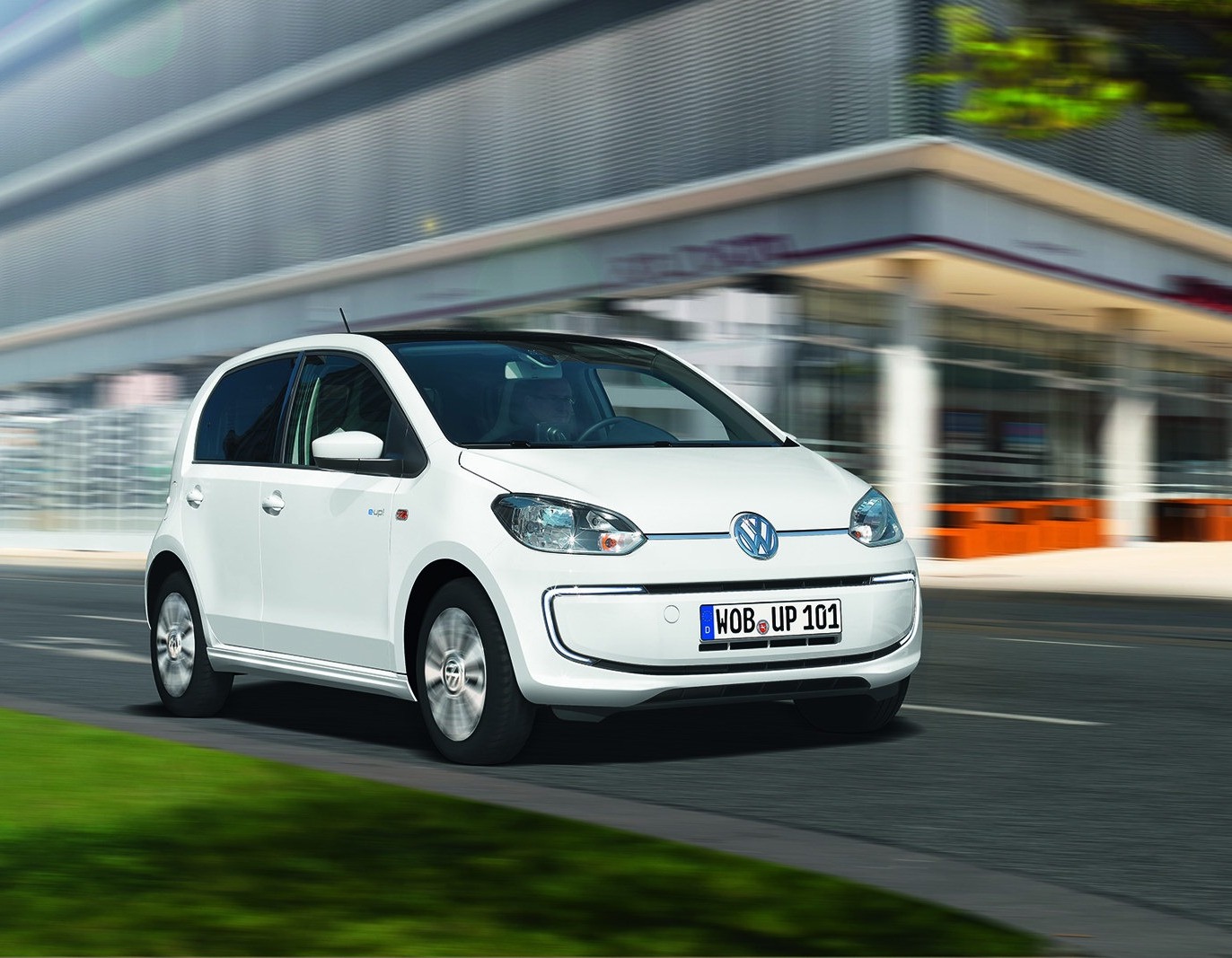 Volkswagen_e_UP!_Cebia