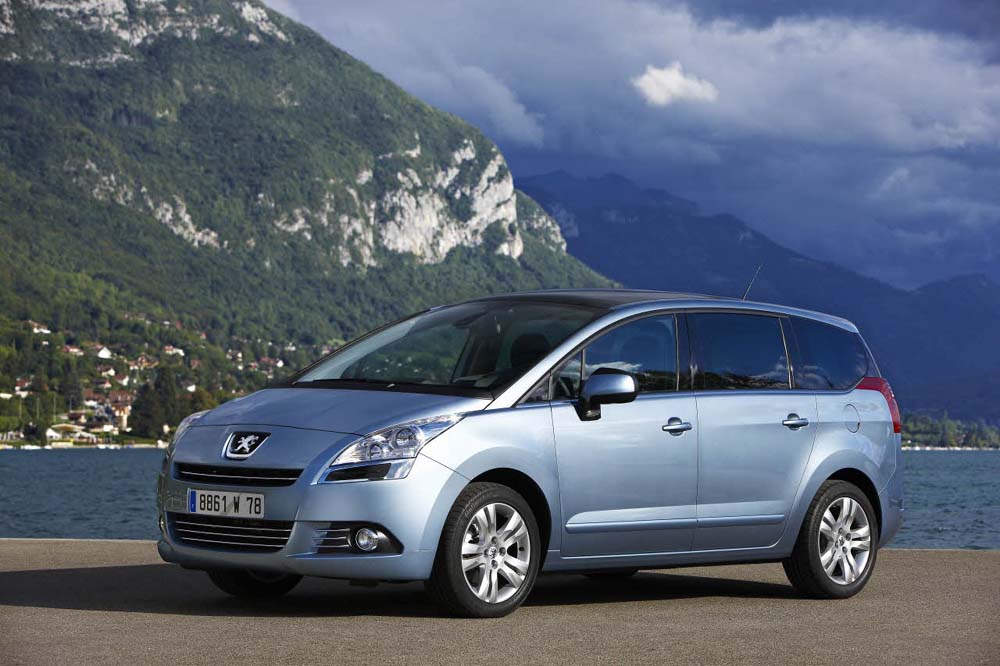 Peugeot-5008