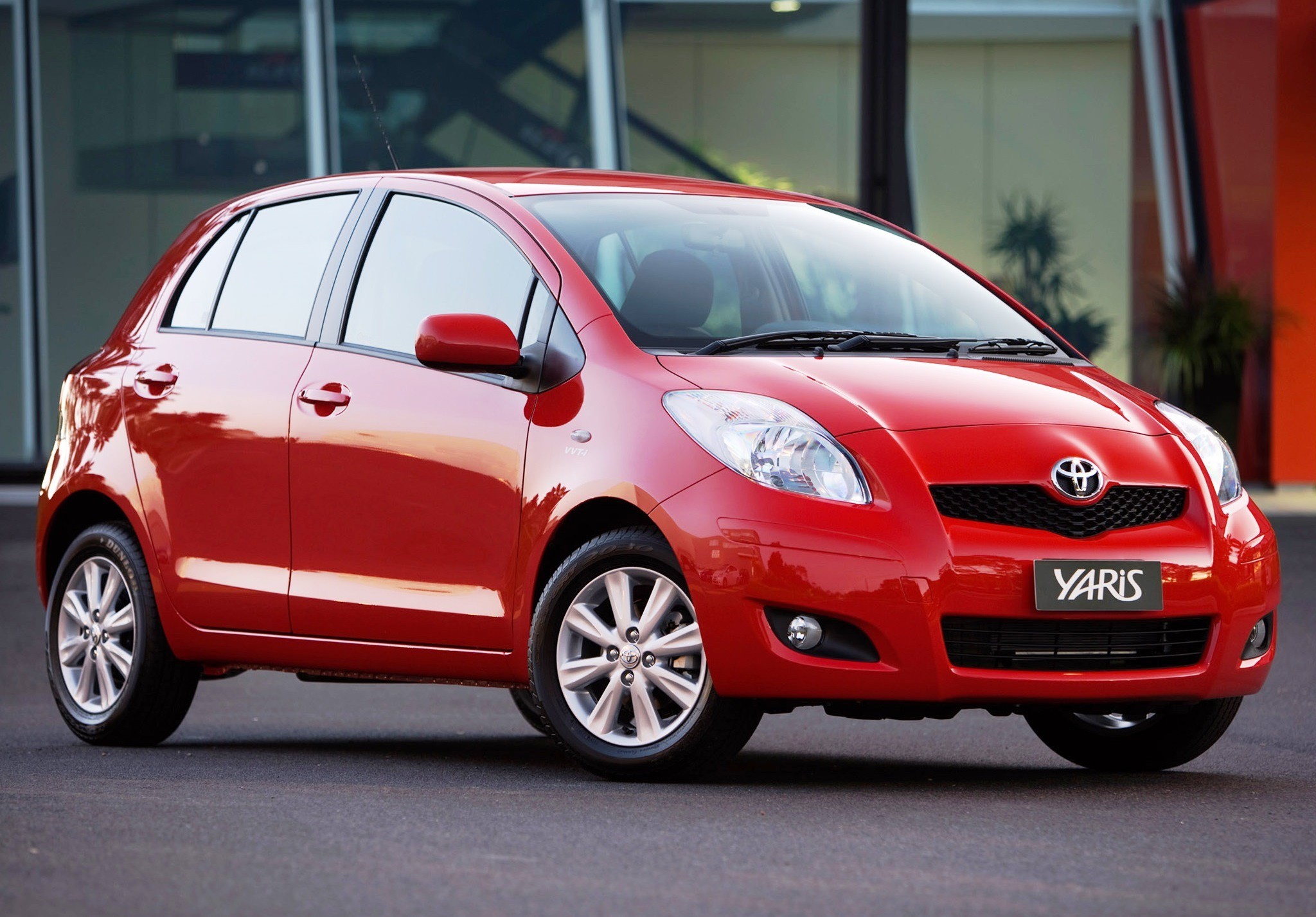 toyota_yaris_2009_wallpapers_4